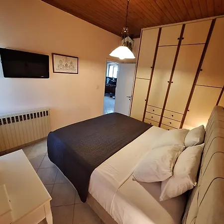 Feriehus Casa Di Tsanes Pinakokhorion